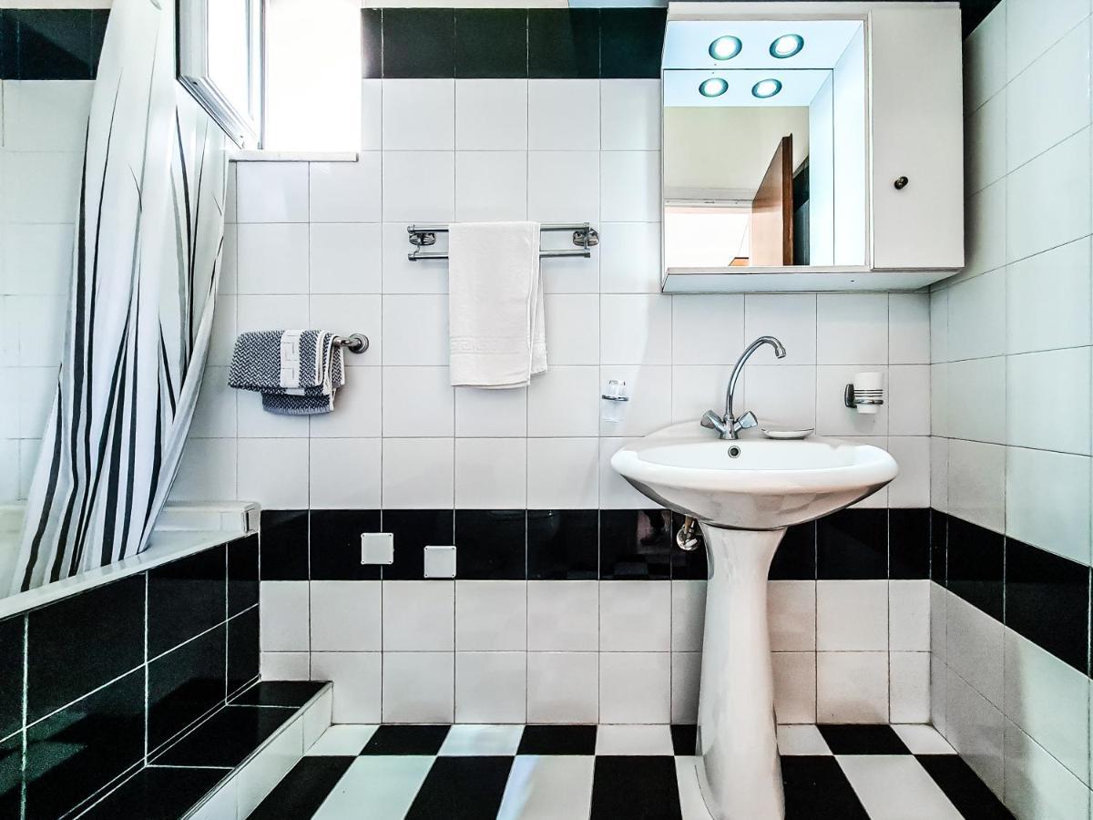 Colonial Studio/Apartment ฟาลิรากี ภายนอก รูปภาพ